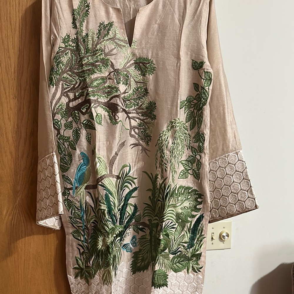 Pakistani kurti sana safinaz Embroidered Nature Design large